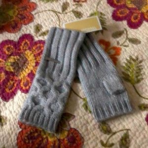 NWT! Fingerless Gloves